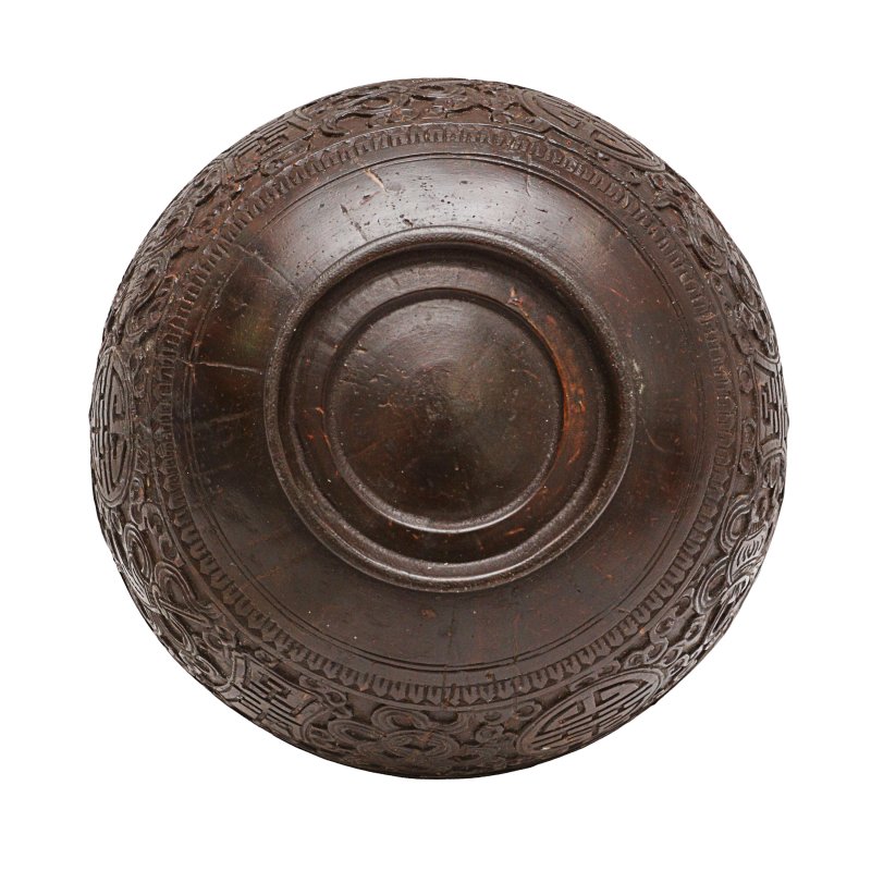 清十九世紀 椰雕盌及綠松石數珠 | A Chinese carved coconut bowl and turquoise beads, Qing dynasty, 19th century - 图6