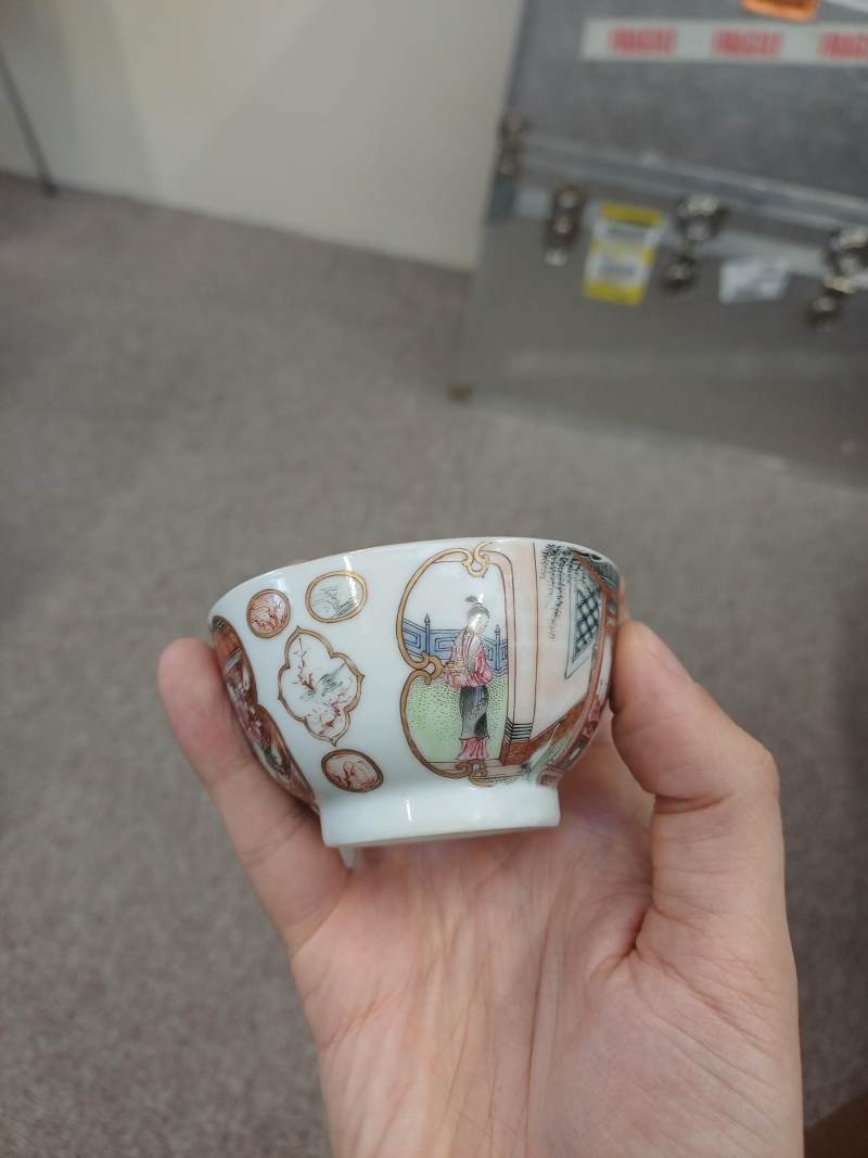 清雍正 粉彩人物故事圖盃 | A Chinese famille-rose 'figural' cup, Qing dynasty, Yongzheng period - 图7