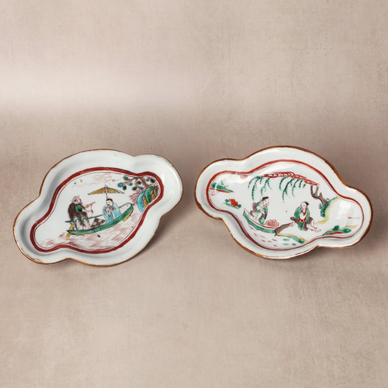 明天啟 五彩古染付向付小盤一對 | Santos Collection | A pair of Chinese kosometsuke wucai 'mukozuke' dishes, Ming dynasty, Tianqi period