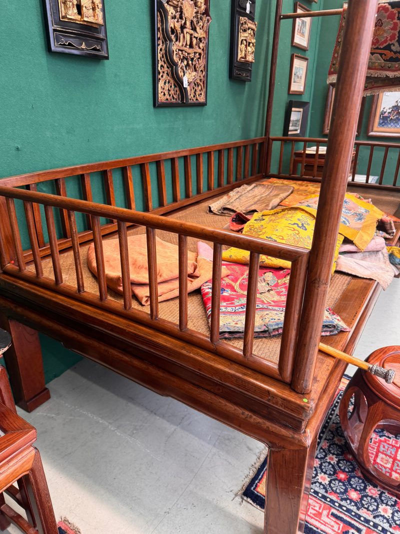 十九世紀 櫸木四柱架子床 | A fine Chinese jumu southern elm four-poster canopy bed, 19th century - 图7