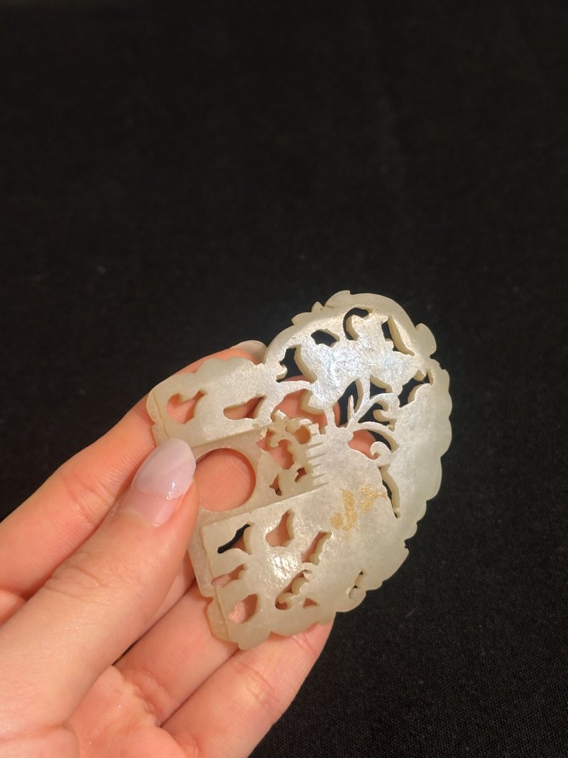 晚清 鏤雕白玉⌈和合二仙⌋帶扣 | A RETICULATED WHITE JADE TWO-PART 'HEHE ERXIAN' BELT PLAQUE - 图2