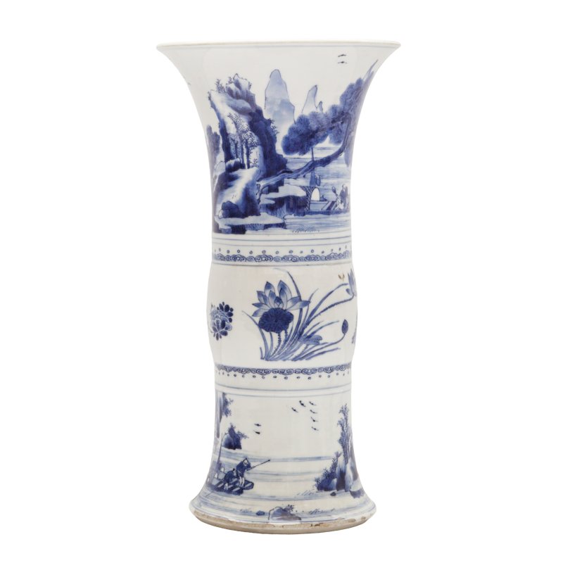 清康熙 青花山水人物圖花觚 | A Chinese blue and white 'gu' vase, Qing dynasty, Kangxi period - 图12