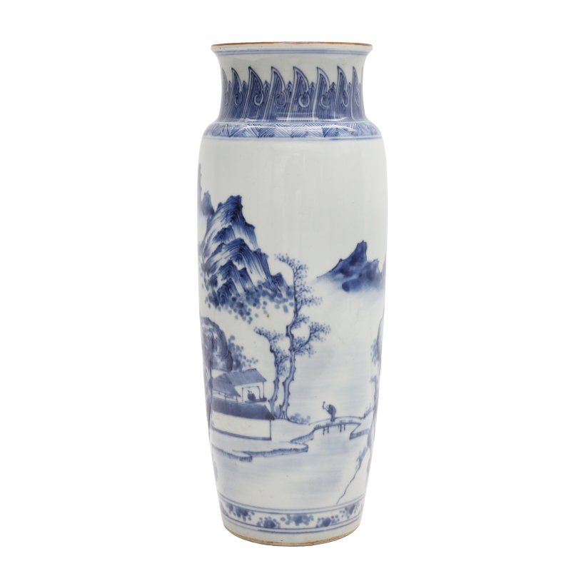 清十八世紀 青花山水人物圖瓶 | A Chinese blue and white 'landscape' sleeve vase, Qing dynasty, 18th century - 图4