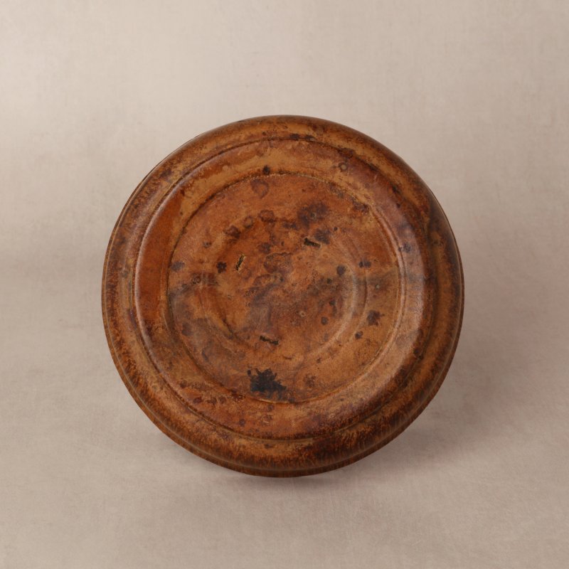 十五/十六世紀 西藏東部德格 鐵鋄金鏤空龍紋蓋盒 | A rare Tibetan gilt-damascened iron bowl box and cover, Derge, Eastern Tibet, 15th/16th century - 图4