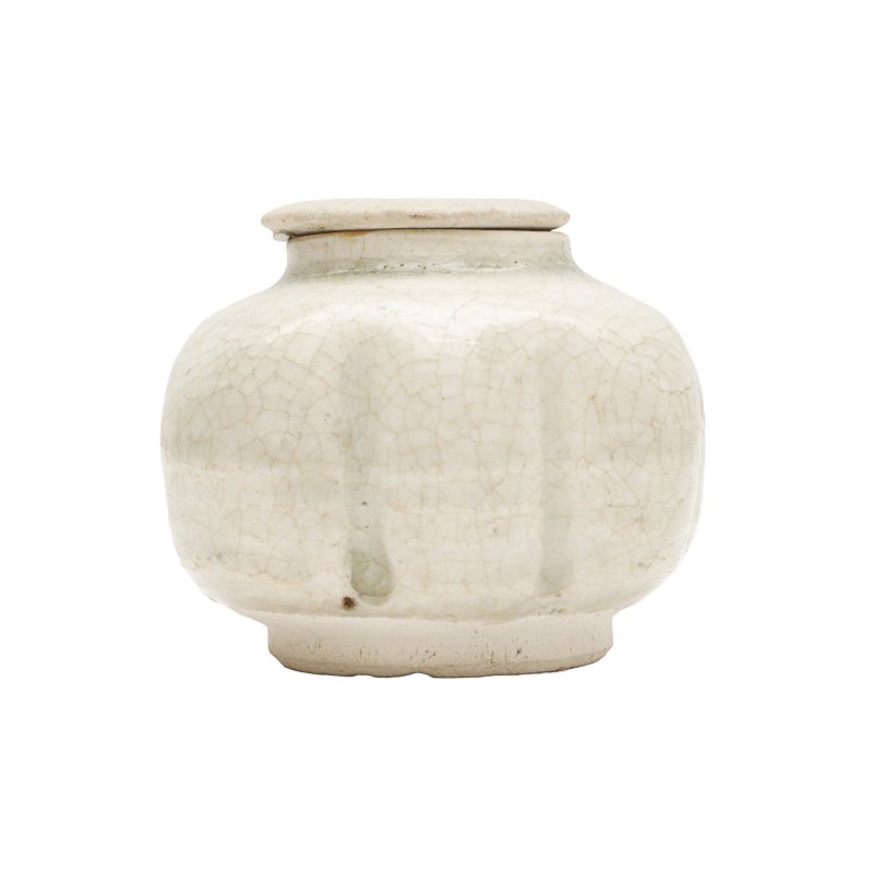 明或更早 各式青瓷一組三件 | A group of Chinese celadon ceramics, Ming dynasty or earlier - 图3