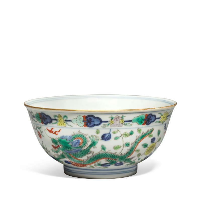 清光緒 五彩龍鳳紋盌 | A WUCAI 'DRAGON AND PHOENIX' BOWL - 图2