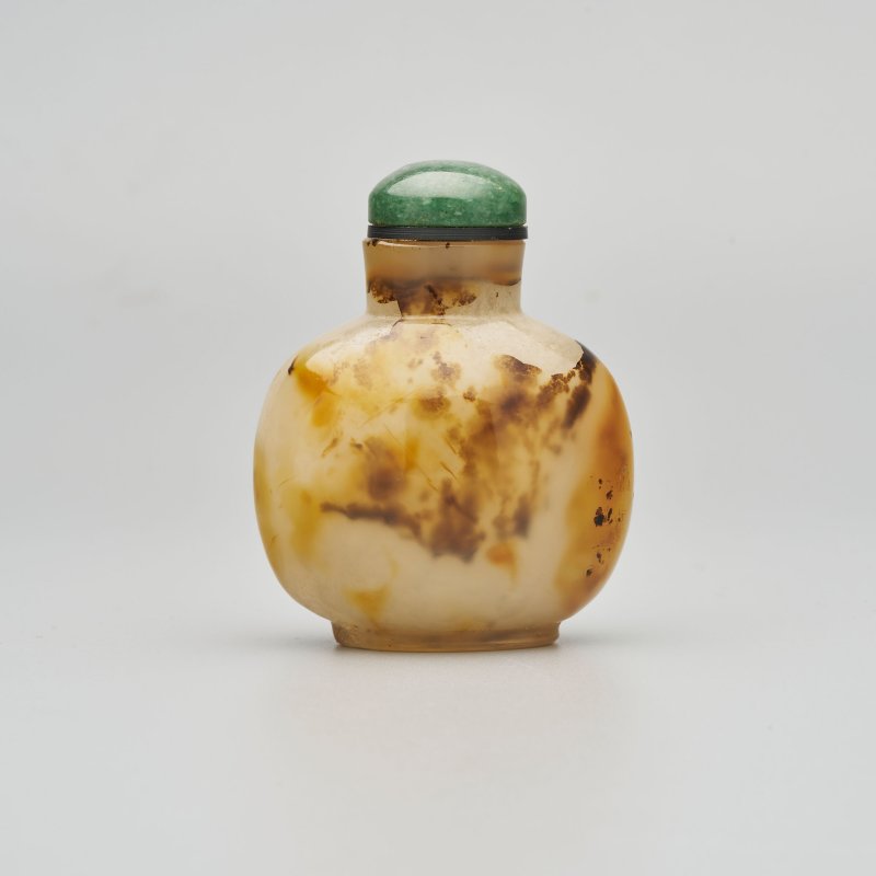 清十九世紀 影瑪瑙鼻煙壺 | A SHADOW AGATE SNUFF BOTTLE - 图8