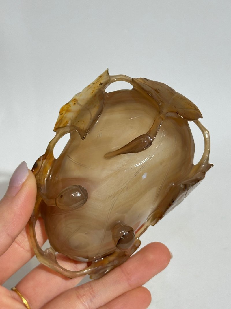 十九/二十世紀 瑪瑙花卉形洗 及座 | AN AGATE 'FLORAL' WASHER - 图2