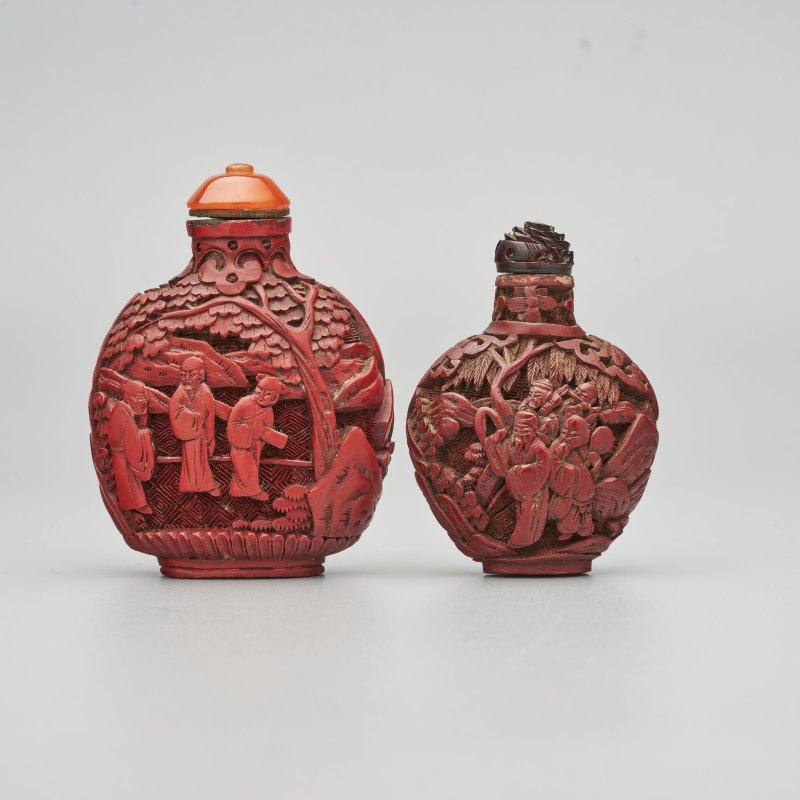 清十九世紀 剔紅人物紋鼻煙壺二件 | TWO CINNABAR LACQUER SNUFF BOTTLES