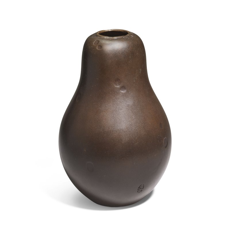 明治時代 銅葫蘆青蛙瓶 | A BRONZE 'GOURD AND FROG' VASE - 图3