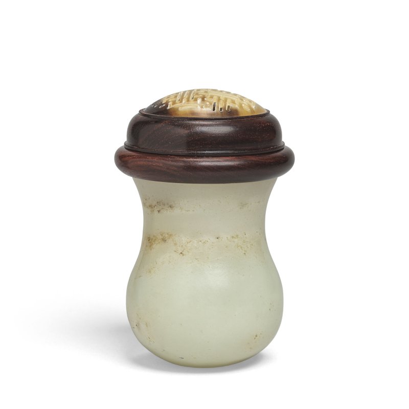十九世紀 青玉蟋蟀罐 | A PALE CELADON JADE CRICKET JAR