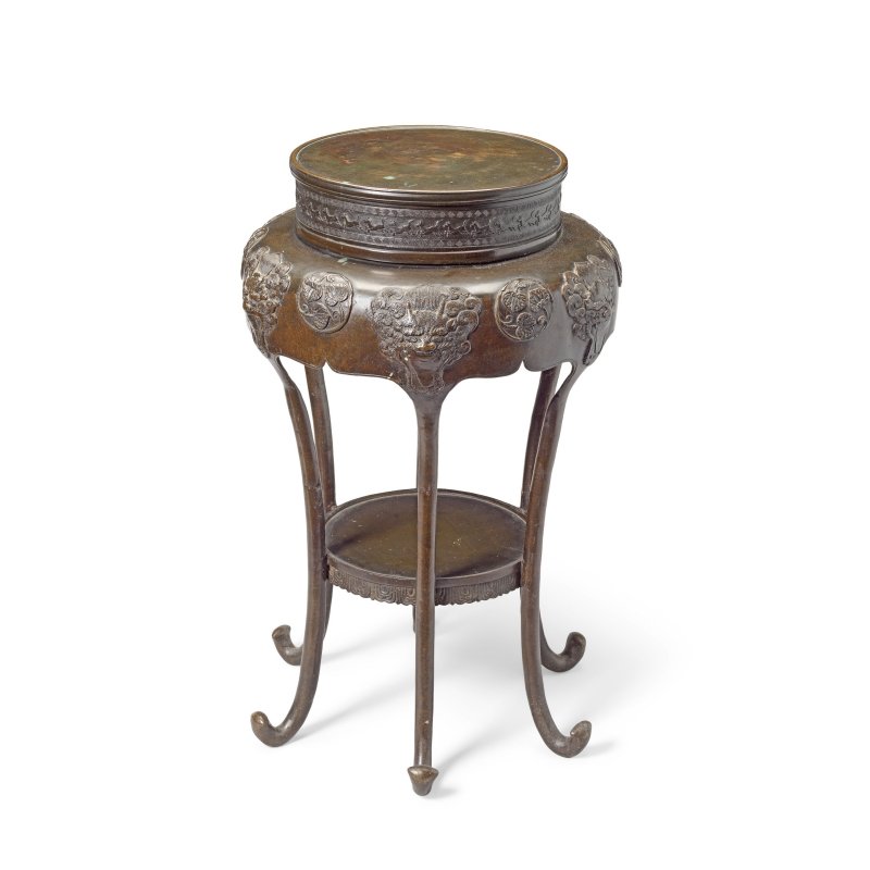 明治時代 銅圓几 | A JAPANESE BRONZE DISPLAY STAND - 图1