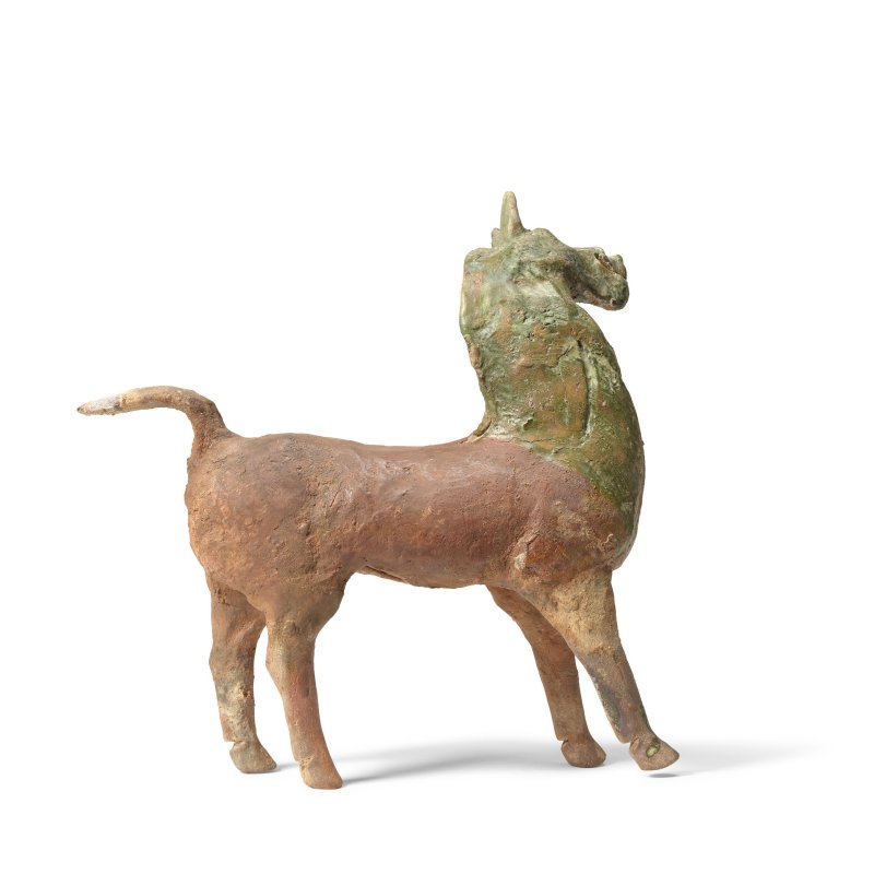 漢 局部綠釉馬 | A PARTIALLY GREEN-GLAZED POTTERY MODEL OF A HORSE - 图2