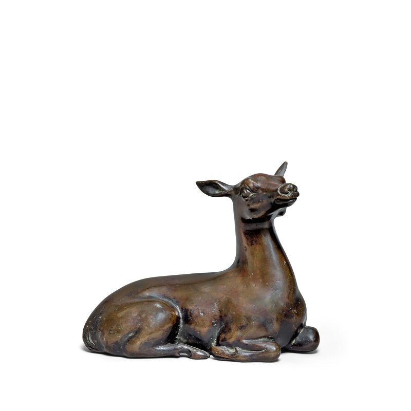 十七/十八世紀 銅臥鹿 | A BRONZE MODEL OF A RECUMBENT DOE