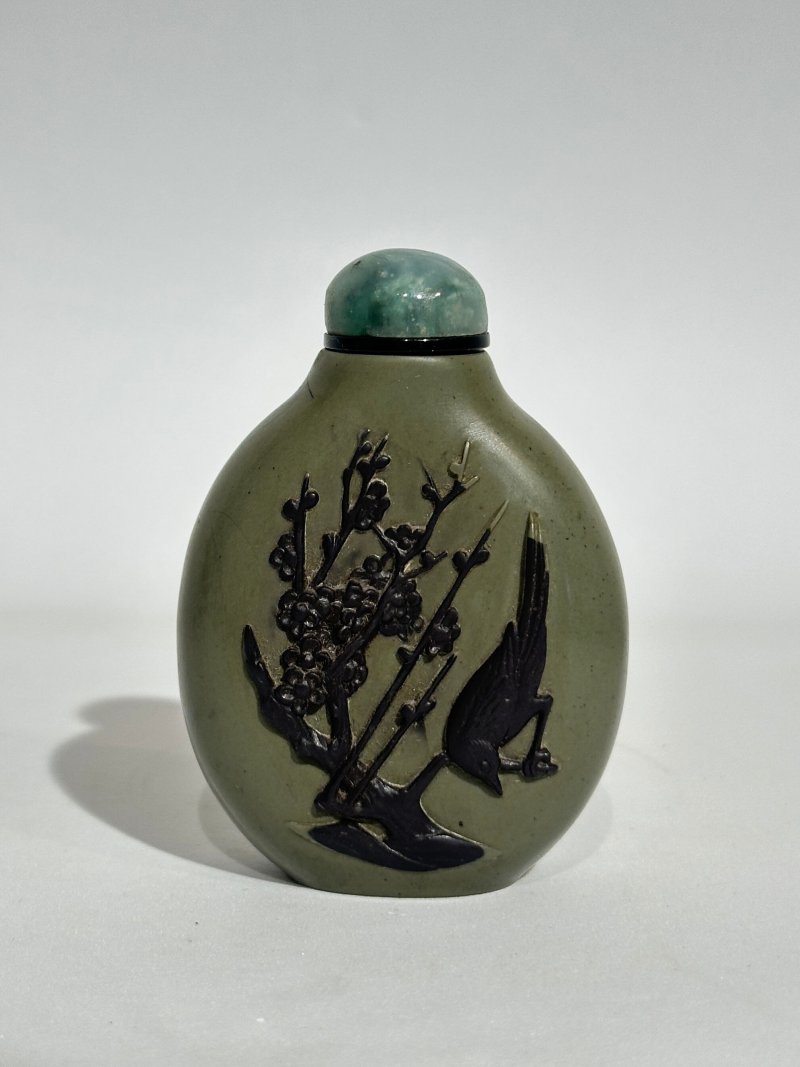 二十世紀 端石⌈喜上眉梢⌋鼻煙壺 | A DUAN-STONE 'MAGPIE AND PRUNUS' SNUFF BOTTLE - 图10