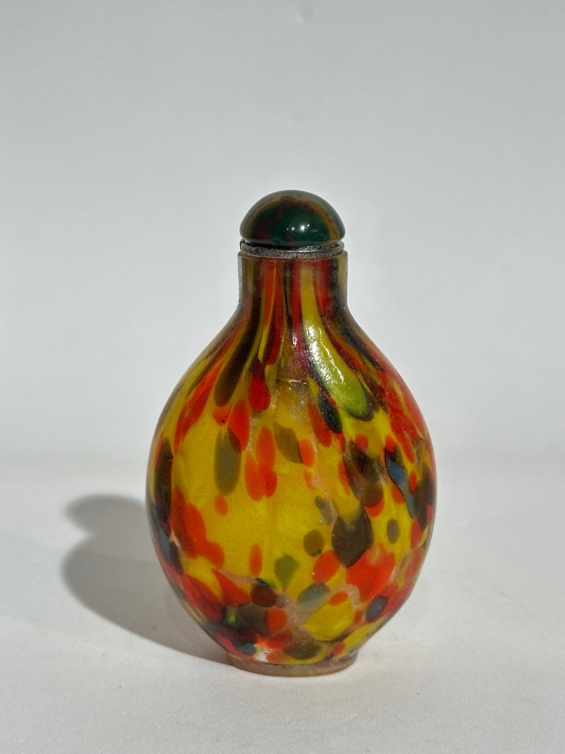 十九世紀 玻璃鼻煙壺五件 | FIVE GLASS SNUFF BOTTLES - 图12
