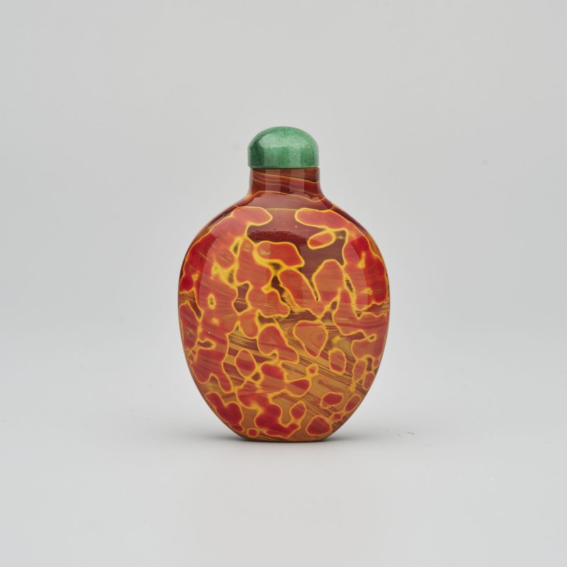 清十九世紀 玻璃胎仿雄黃鼻煙壺 | A GLASS SNUFF BOTTLE IMITATING REALGAR - 图1