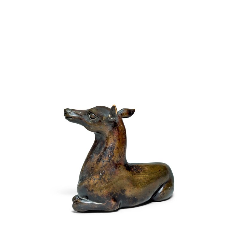 十七/十八世紀 銅臥鹿 | A BRONZE MODEL OF A RECUMBENT DOE - 图3