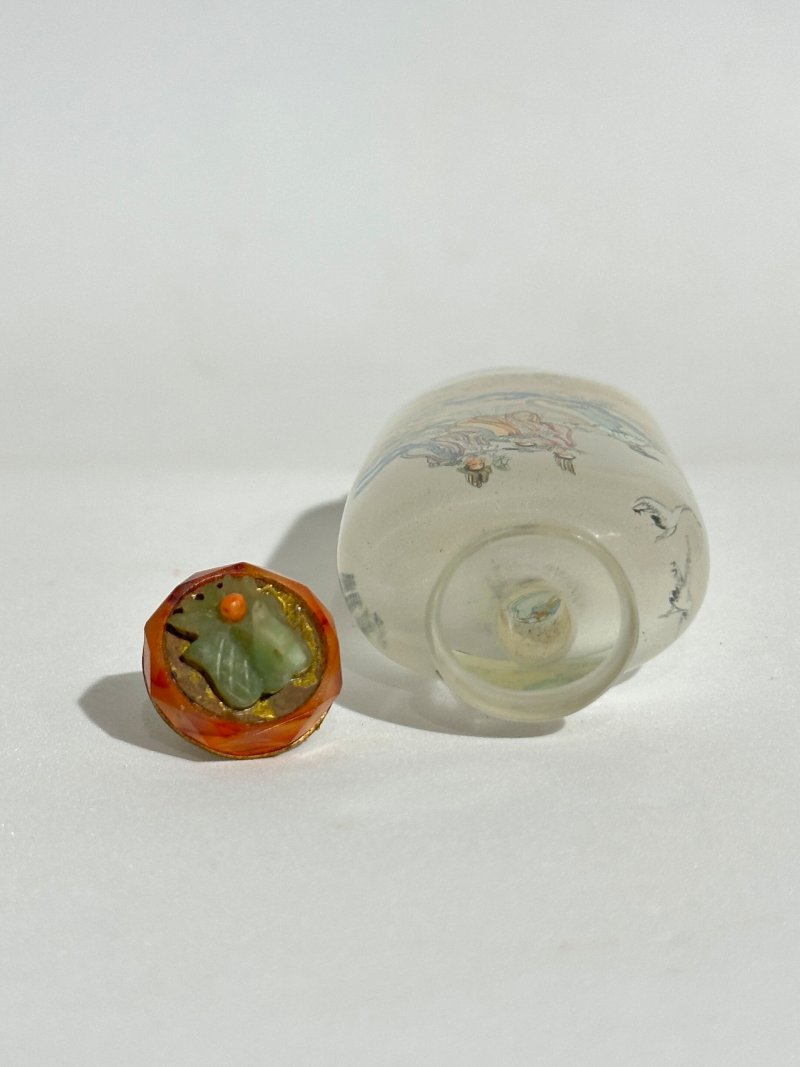 向君作 玻璃內畫「七仙女」鼻煙壺 一九六六年作 | AN INSIDE PAINTED GLASS 'SEVEN GODDESSES' SNUFF BOTTLE - 图4