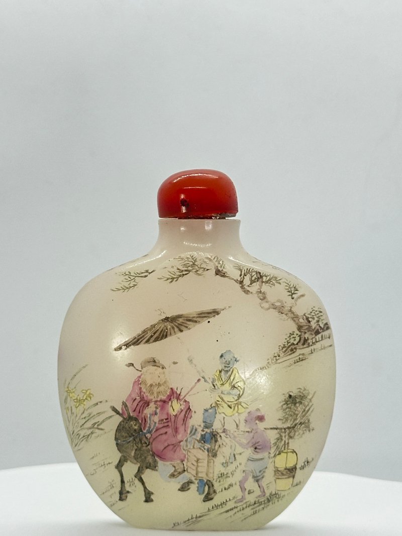 民國 涅白玻璃胎畫琺瑯⌈鍾馗⌋鼻煙壺 | A FAMILLE ROSE ENAMELLED MILKY GLASS 'ZHONG KUI' SNUFF BOTTLE - 图3