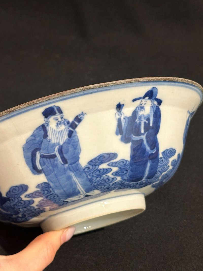 晚清至民國 青花⌈八仙⌋碗 ⌈裕發金記⌋青花楷書款 | A BLUE AND WHITE 'EIGHT IMMORTALS' BOWL - 图2