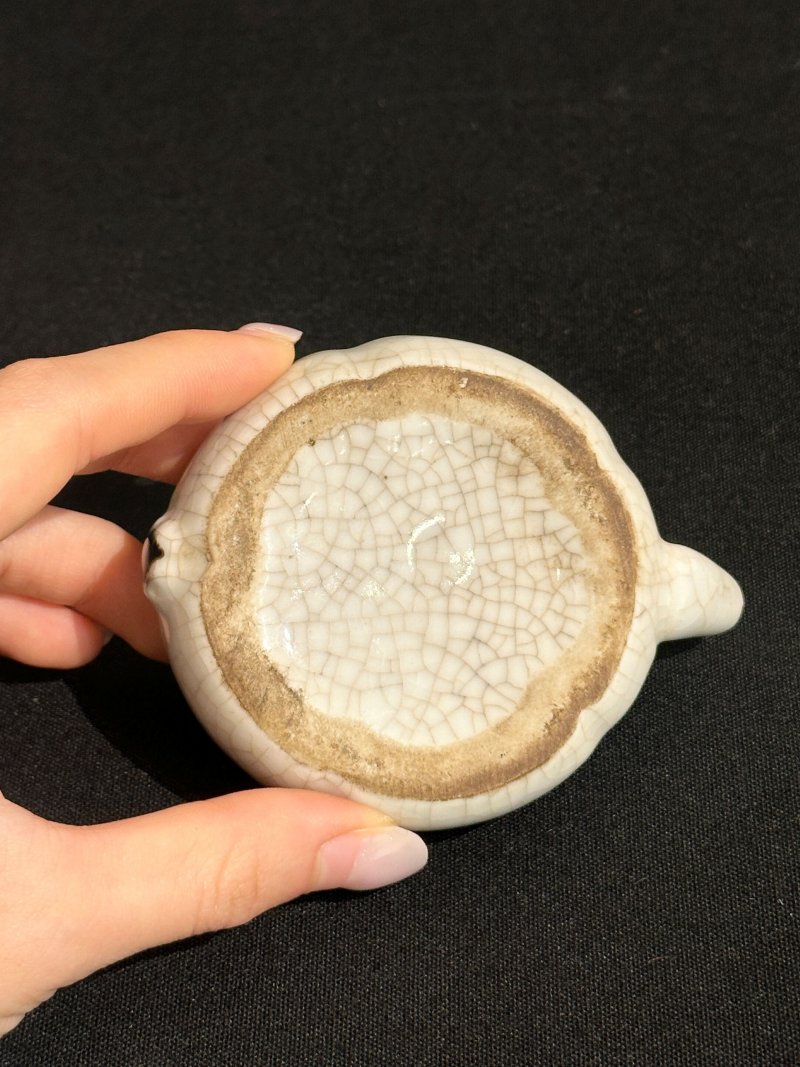 十九世紀至二十世紀上半葉 瓷文房五件 （鯉魚筆擱）朝鮮 | FIVE CERAMIC SCHOLAR'S OBJECTS - 图3