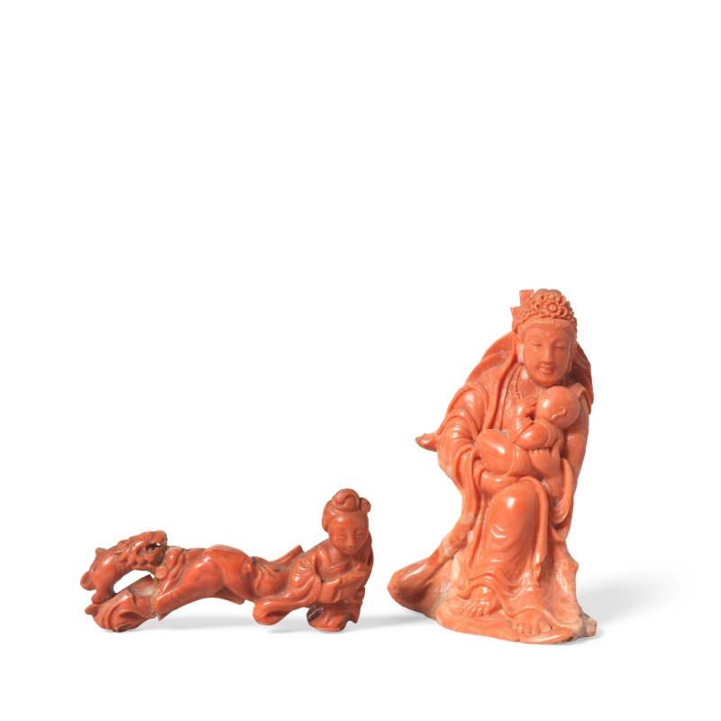 十九世紀 珊瑚雕觀音及仕女 | TWO CORAL CARVINGS