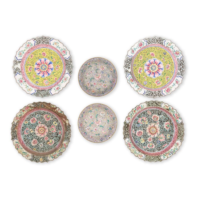 十八世紀 畫琺琅盤三對 | THREE PAIRS OF PAINTED ENAMEL DISHES - 图1