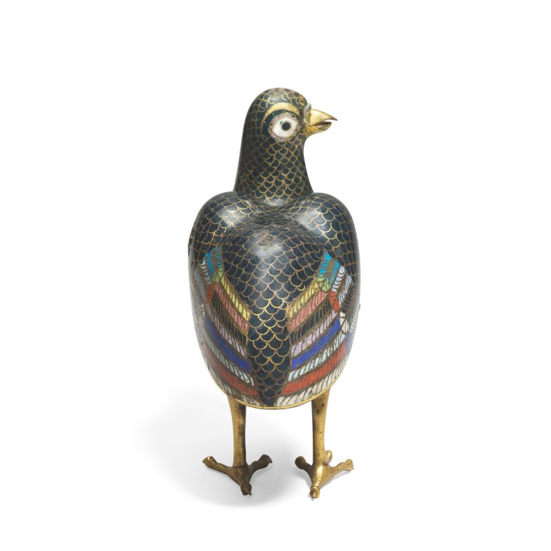 清中期 銅胎掐絲琺琅鵪鶉香爐四件 | A NEAR PAIR AND TWO CLOISONNÉ ENAMEL 'QUAIL' INCENSE BURNERS AND COVERS - 图2