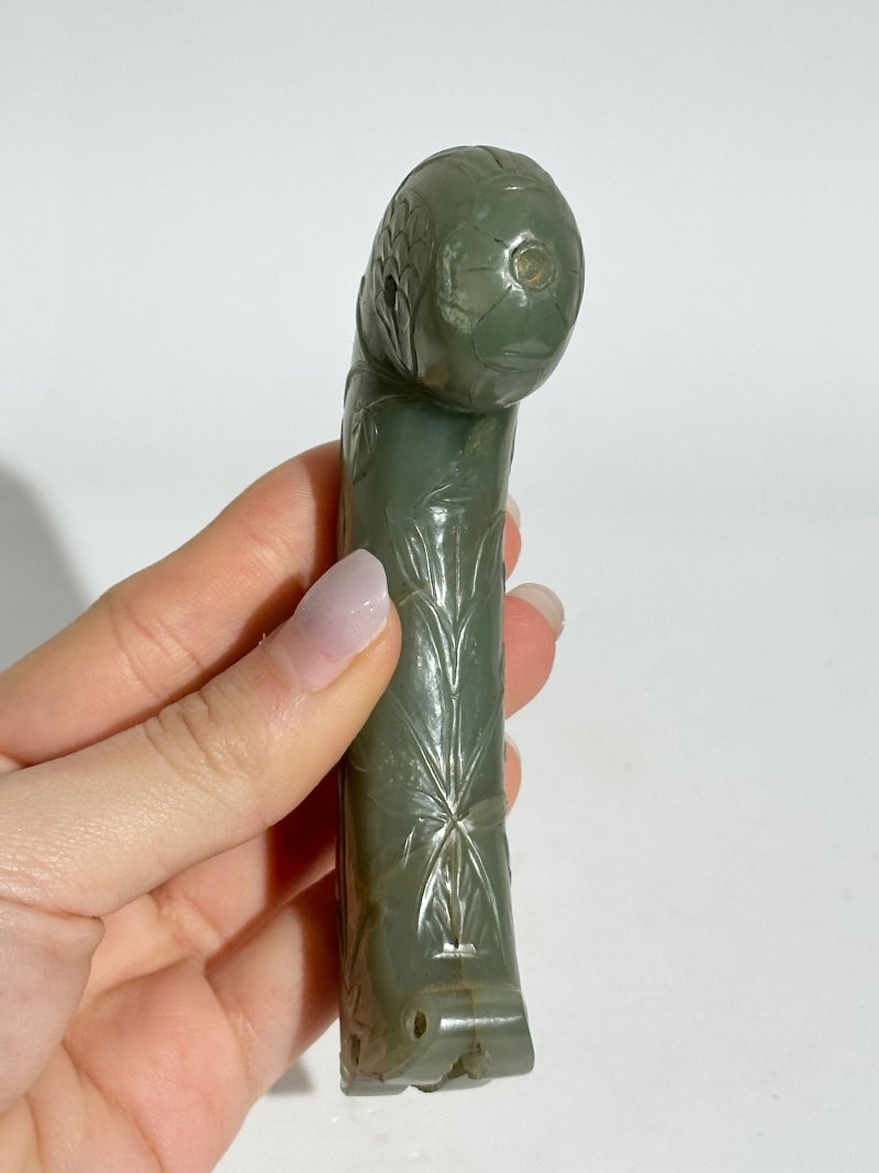 莫臥兒 十九世紀 翠玉刀柄 | A GREEN JADE HILT - 图2