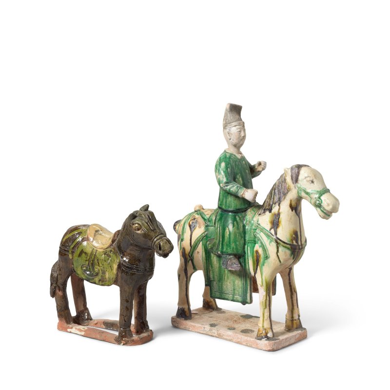 明 三彩騎馬俑及綠釉馬 | A SANCAI-GLAZED RIDER AND A GREEN-GLAZED HORSE