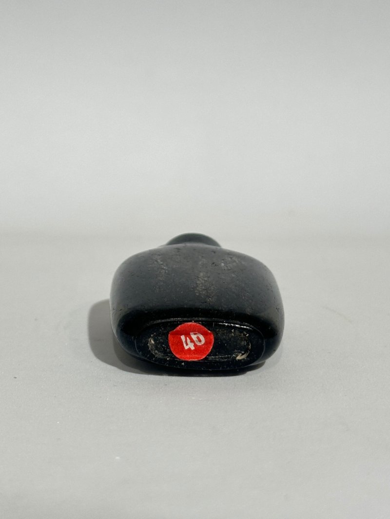 清十九世紀 髮晶鼻煙壺 | A HAIR CRYSTAL SNUFF BOTTLE - 图6