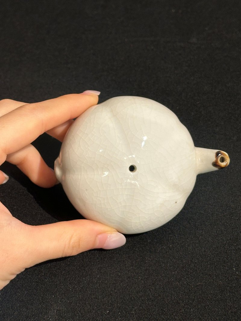 十九世紀至二十世紀上半葉 瓷文房五件 （鯉魚筆擱）朝鮮 | FIVE CERAMIC SCHOLAR'S OBJECTS - 图4