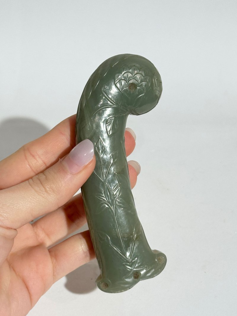 莫臥兒 十九世紀 翠玉刀柄 | A GREEN JADE HILT - 图3