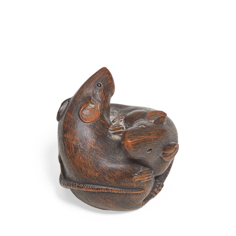 春氏 明治時代 黃楊木根付鼠兩件 | A BOXWOOD NETSUKE OF TWO RATS - 图3