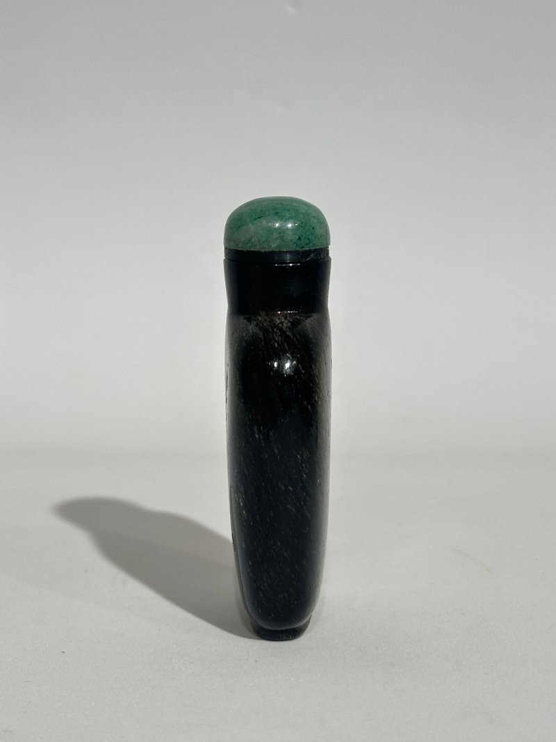 清十九世紀 髮晶鼻煙壺 | A HAIR CRYSTAL SNUFF BOTTLE - 图7