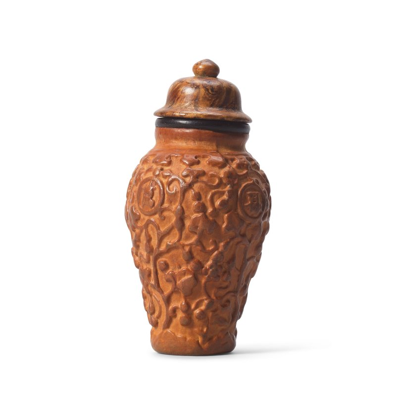 清道光 匏制子孫萬代紋鼻烟壺 | A MOULDED GOURD 'ZISUNWANDAI' SNUFF BOTTLE - 图3
