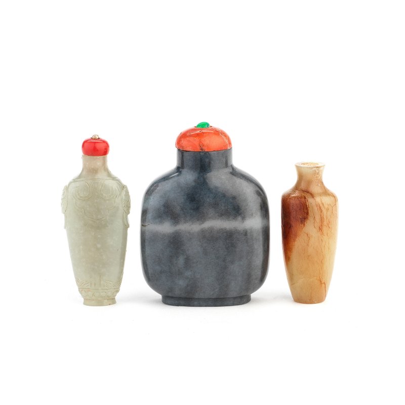 十九世紀 玉雕鼻烟壺三件 | THREE JADE SNUFF BOTTLES