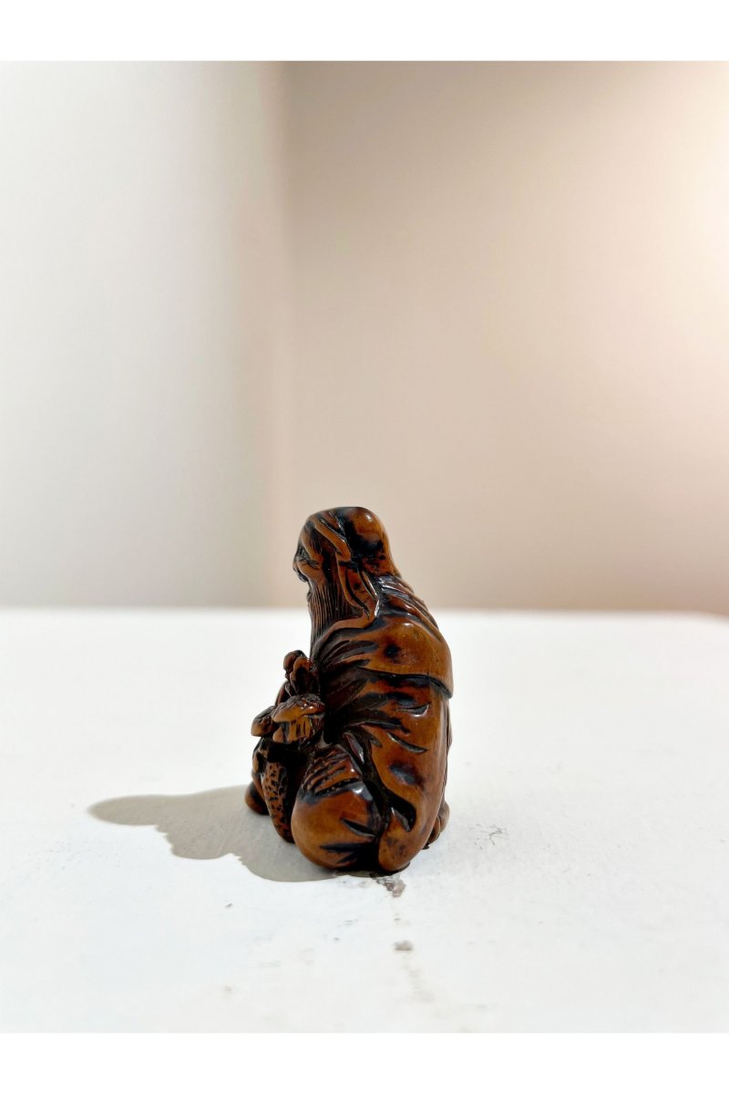 TWO BOXWOOD NETSUKE OF A MONK AND GAMA SENNIN - 图12