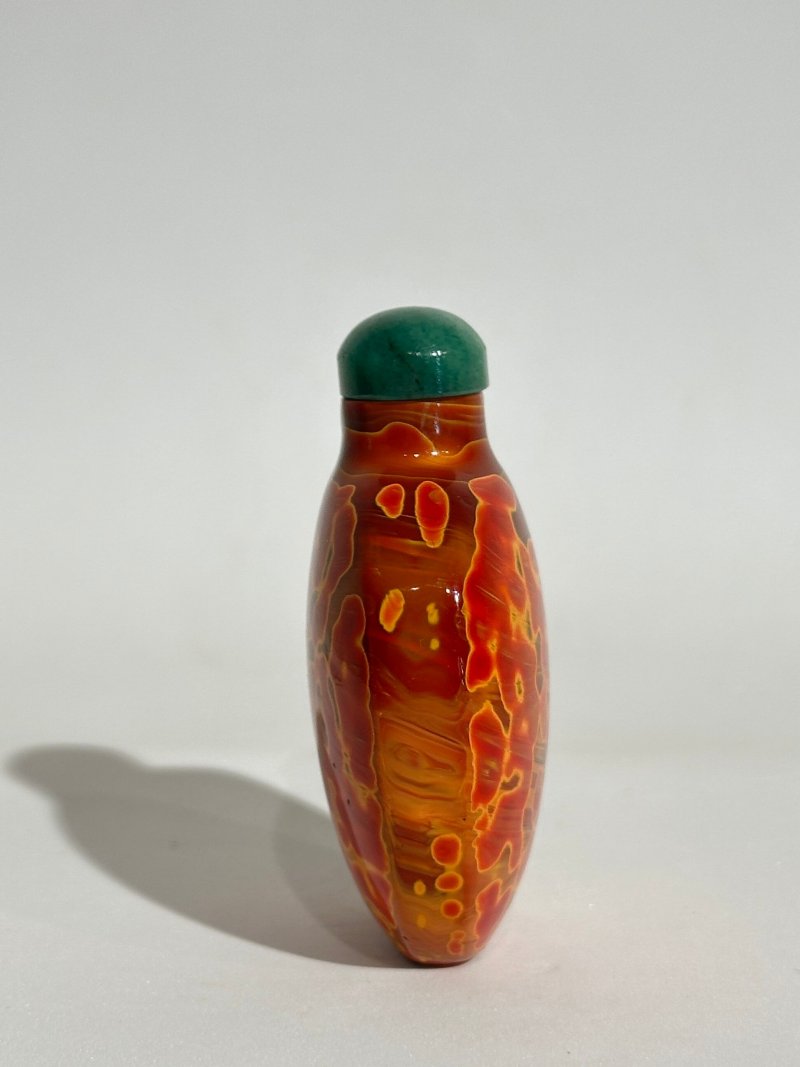 清十九世紀 玻璃胎仿雄黃鼻煙壺 | A GLASS SNUFF BOTTLE IMITATING REALGAR - 图7