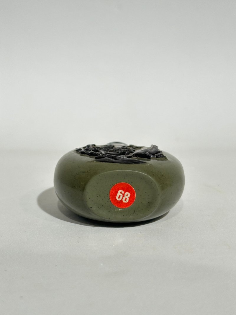 二十世紀 端石⌈喜上眉梢⌋鼻煙壺 | A DUAN-STONE 'MAGPIE AND PRUNUS' SNUFF BOTTLE - 图6