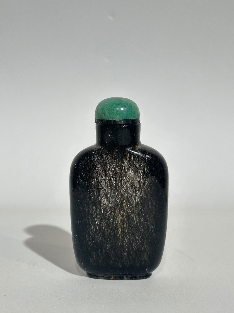 清十九世紀 髮晶鼻煙壺 | A HAIR CRYSTAL SNUFF BOTTLE - 图9