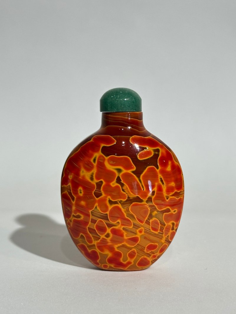 清十九世紀 玻璃胎仿雄黃鼻煙壺 | A GLASS SNUFF BOTTLE IMITATING REALGAR - 图8