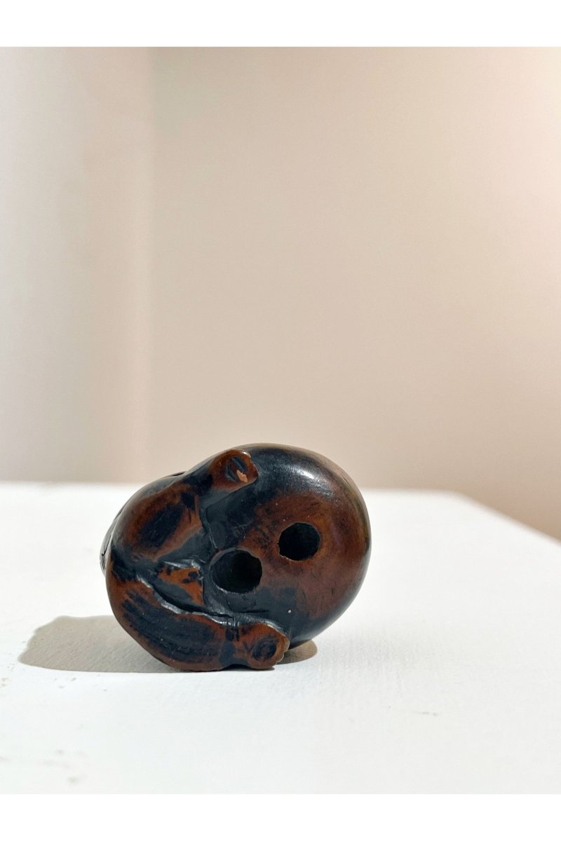 Signed Gyokumin [玉民] and Hironaka [宏中], 19th/20th century TWO BOXWOOD NETSUKE OF A TANUKI AND TWO RATS - 图2