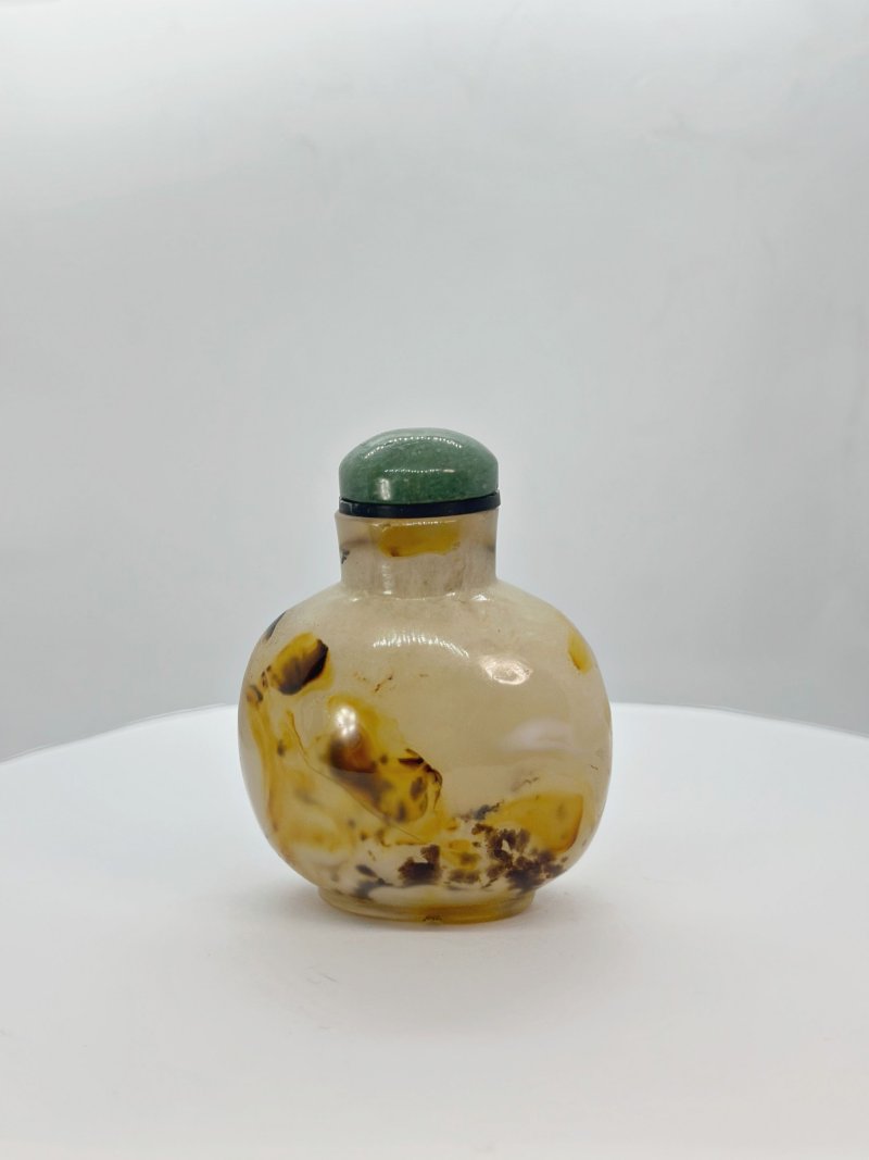 清十九世紀 影瑪瑙鼻煙壺 | A SHADOW AGATE SNUFF BOTTLE - 图7