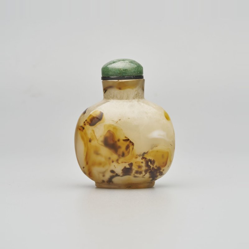 清十九世紀 影瑪瑙鼻煙壺 | A SHADOW AGATE SNUFF BOTTLE - 图1
