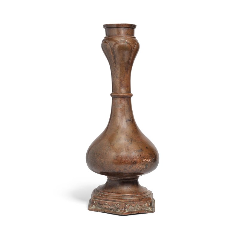 十七世紀 銅蒜頭瓶 | A BRONZE 'GARLIC MOUTH' BOTTLE VASE