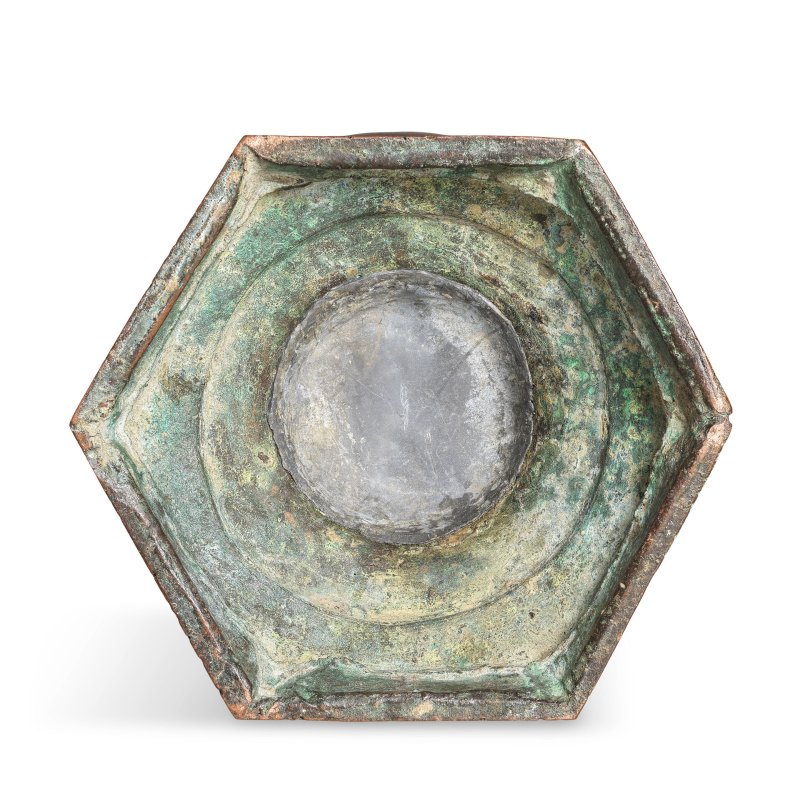 十七世紀 銅蒜頭瓶 | A BRONZE 'GARLIC MOUTH' BOTTLE VASE - 图2
