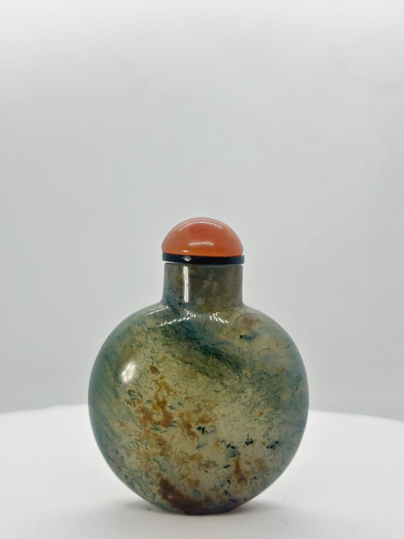 十九/二十世紀 水藻瑪瑙鼻煙壺 | A MOSS AGATE SNUFF BOTTLE - 图3
