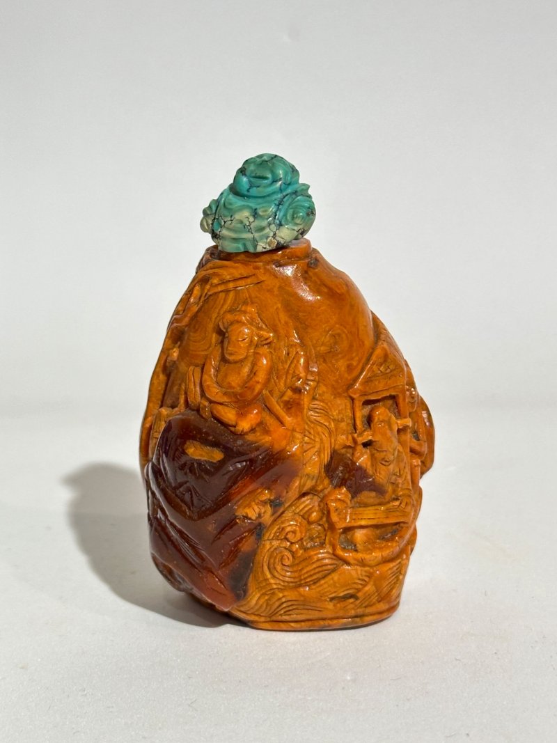 1760-1880 琥珀人物大師根珀人物紋鼻煙壺 及盒 | A ROOT AMBER SNUFF BOTTLE - 图9